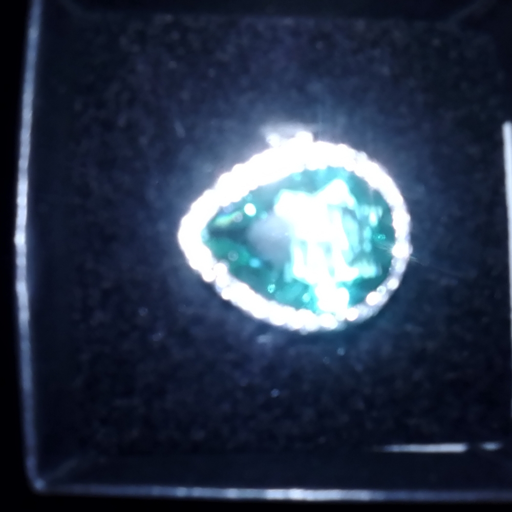Ring - Picture 2 of 3